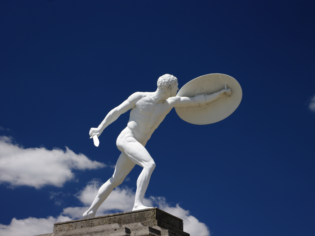 Representación poética y epifanía del mármol: «Gladiador Borghese» por Beatriz Saavedra Gastélum